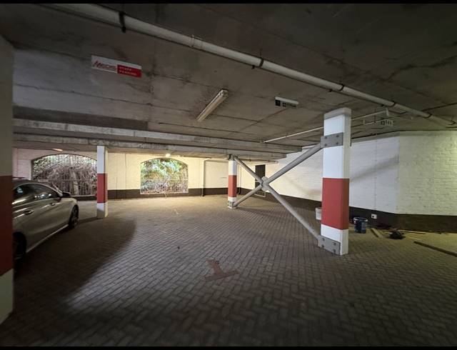 197M² OFFICE FOR SALE IN CENTURY CITY